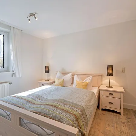 Leuchtturmblick West Von & Mehr * كامبن