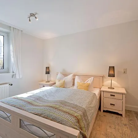 Leuchtturmblick West Von & Mehr קמפן